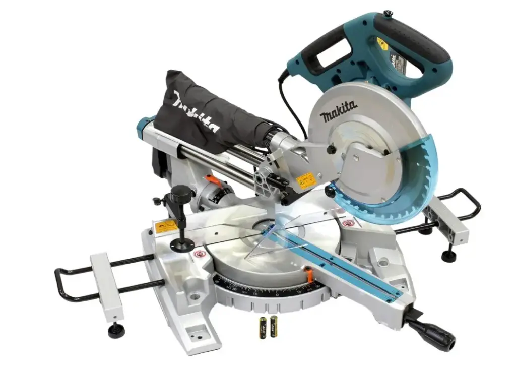 Aluminum & Wood Mitter Saw 10 Inch - Makita